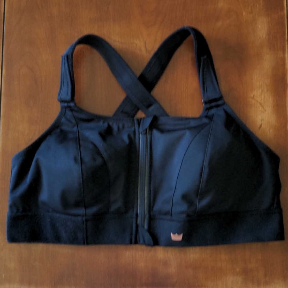 Shefit Ultimate sports bra, size 2 Luxe, NWOT